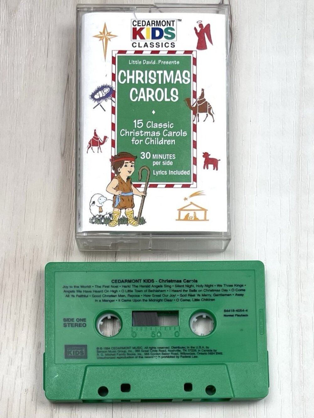 Christmas Carols by Cedarmont Kids (Cassette, 1994) Tested WORKS *Crack in Case*